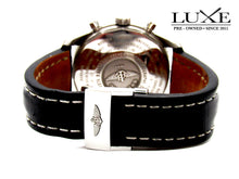 Cargar imagen en el visor de la galería, Navitimer World 46
