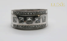 Cargar imagen en el visor de la galería, Cintillo oro blanco y diamantes
