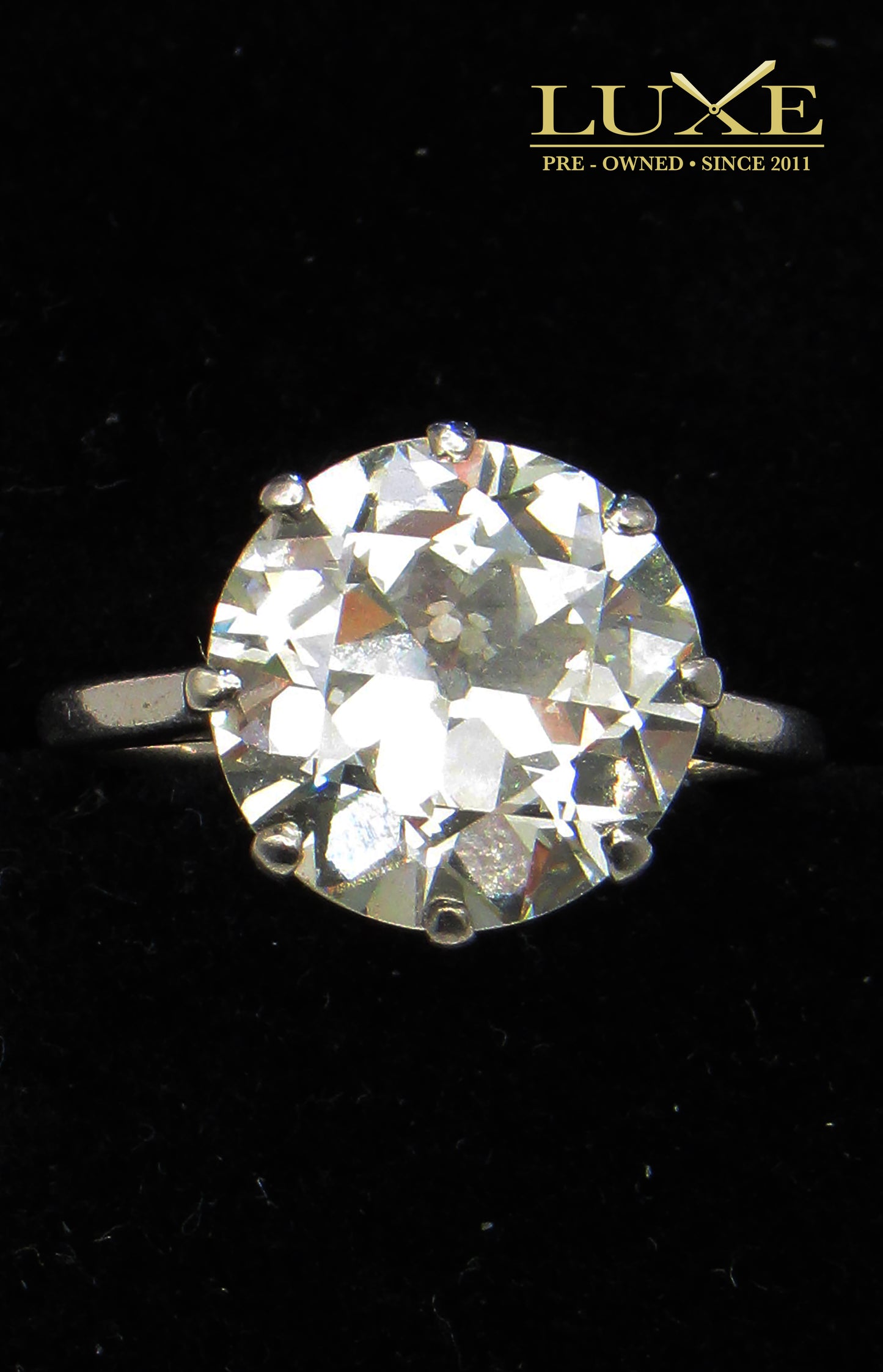 Anillo Solitario Diamante en Platino